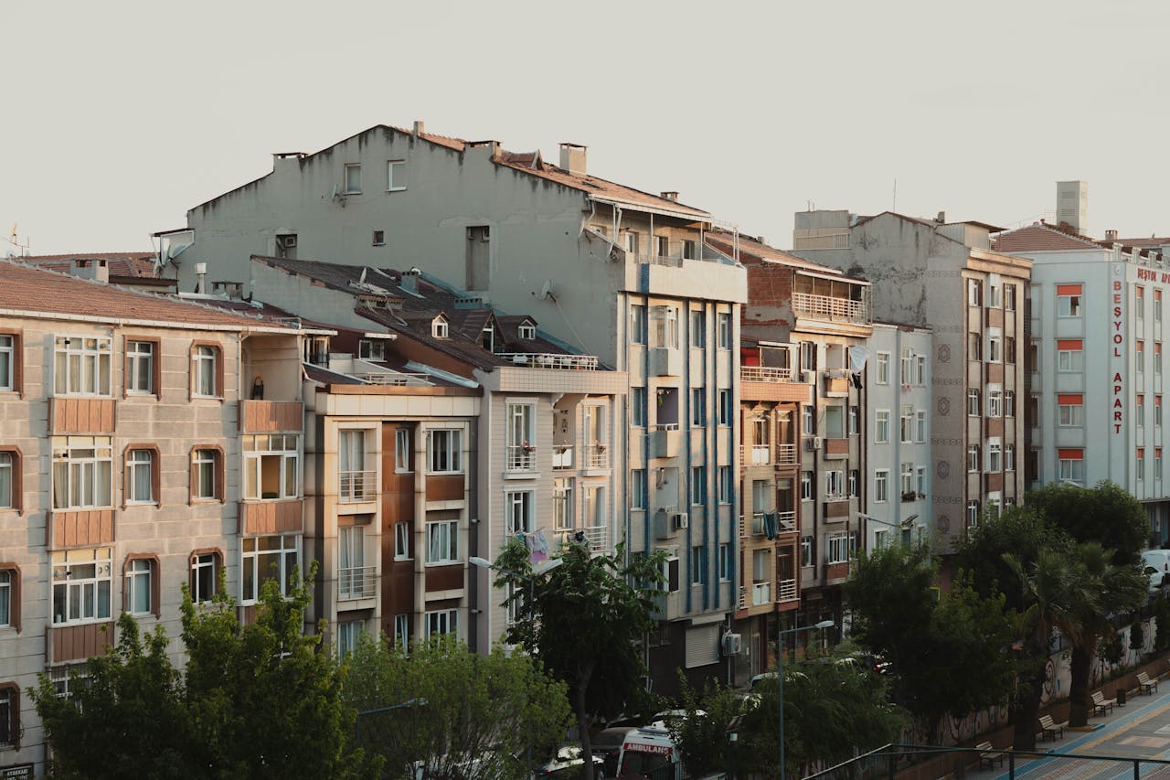 Что такое флиппинг и сколько можно заработать на перепродаже вторички